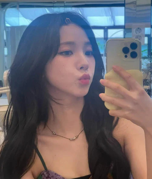 [Pre-order] aespa Karina Pick: GRAGG Double Layers Phone case - Light Yellow