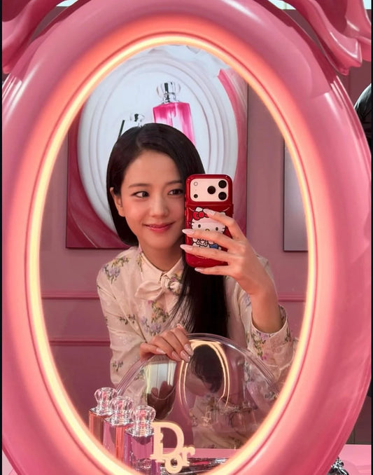 [Pre-Order] Jisoo Pick Helllo Kitty Puffer Case - Urban Sophistication X Sanrio