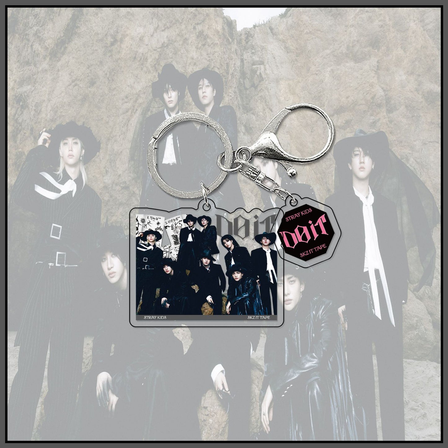 Stray Kids "DO IT" Acrylic Standee & Keychain Set – Double-Sided K-Pop Desk Decor