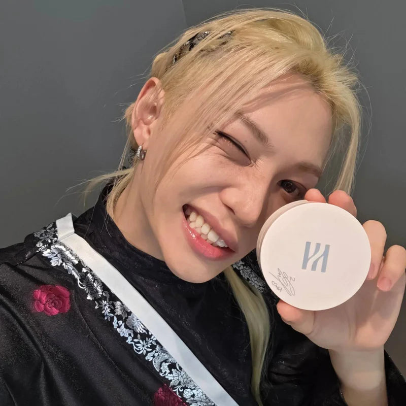 Stray Kids Felix Pick - HERA Skin Glow Cushion Foundation 15g