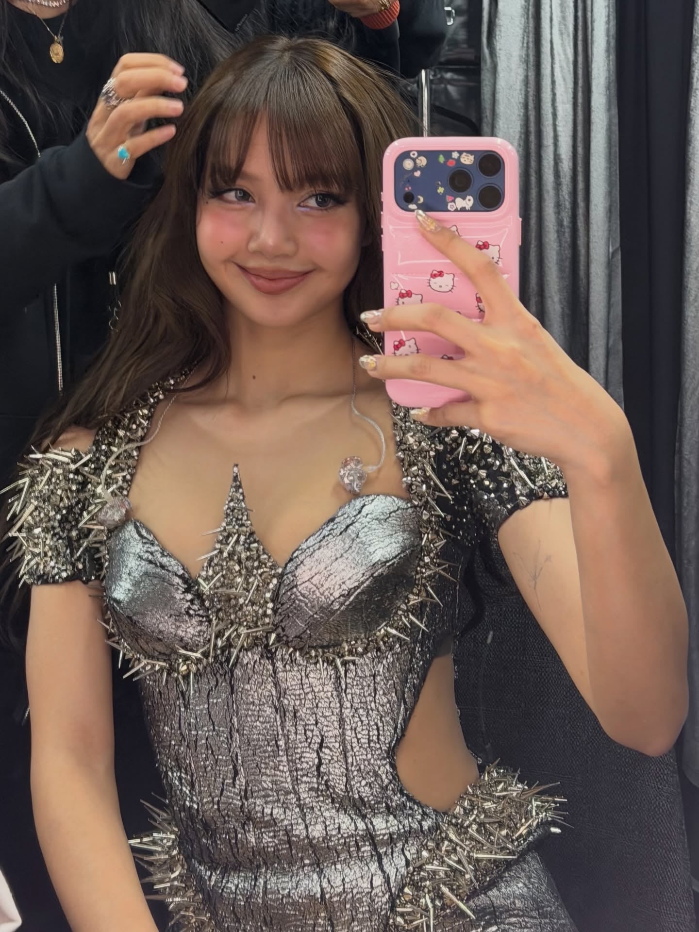 [Pre-Order] Lisa Pick Helllo Kitty Puffer Case - Urban Sophistication X Sanrio